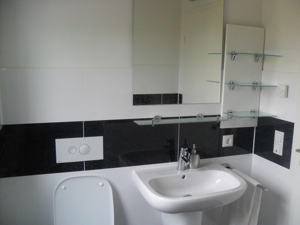 Apartment Suda Rheinhausen Chambre photo